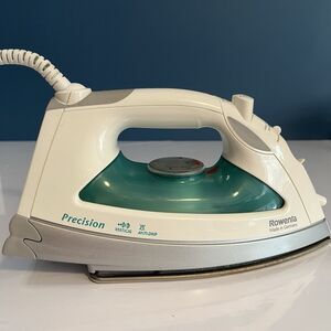 Rowenta Precision Steam Iron DM580 Made in Germany Used Tested & Works EUC